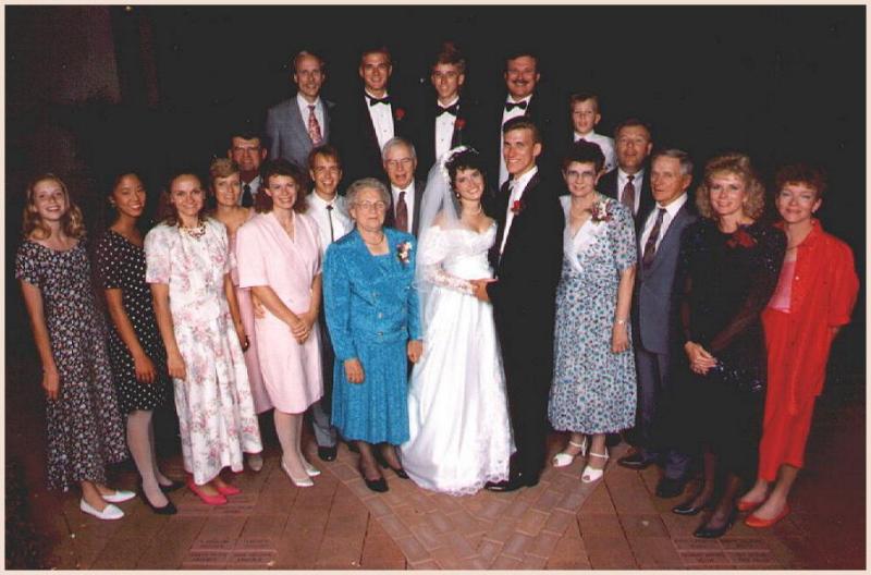 1992-08-wedhguests.jpg
